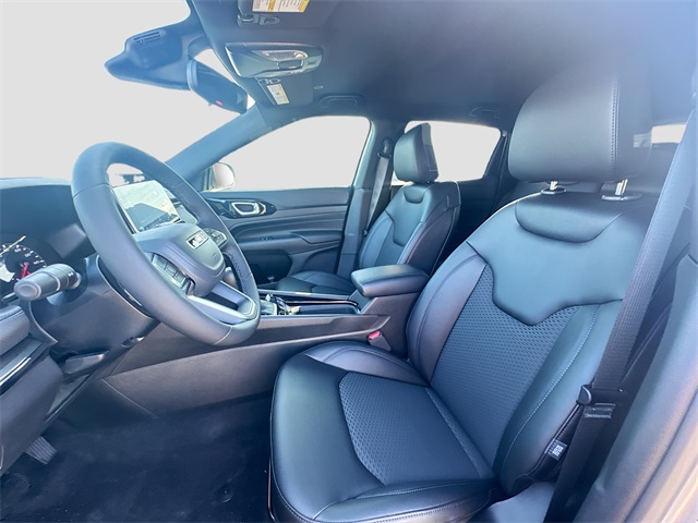 2025 Jeep Compass Latitude photo 17