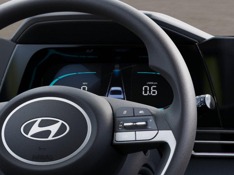 2025 Hyundai Elantra SE photo 14