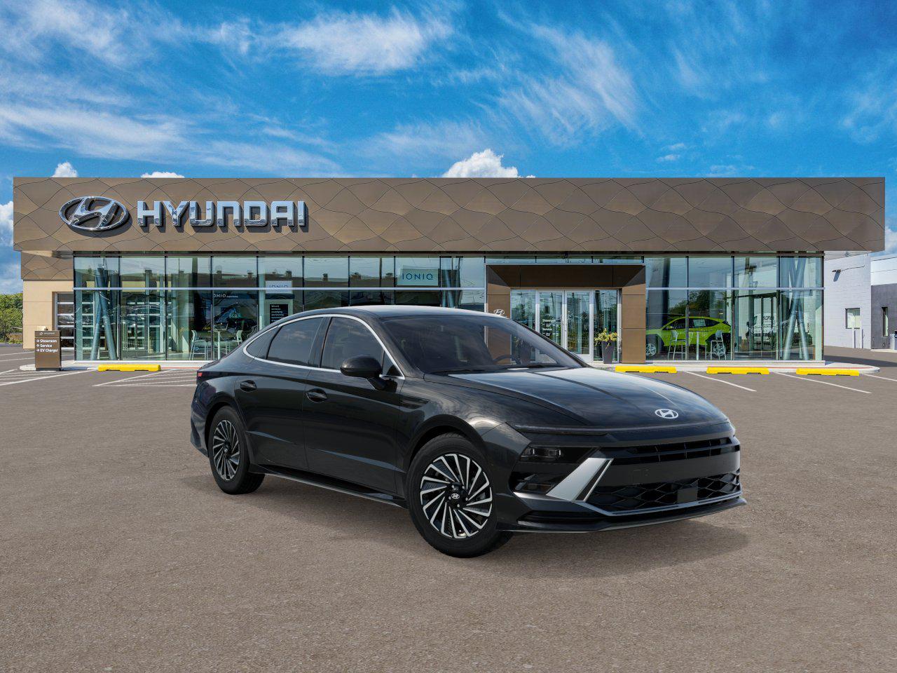 2025 Hyundai Sonata Hybrid SEL photo 2