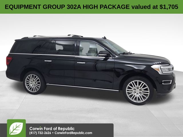 2022 Ford Expedition Limited's photo