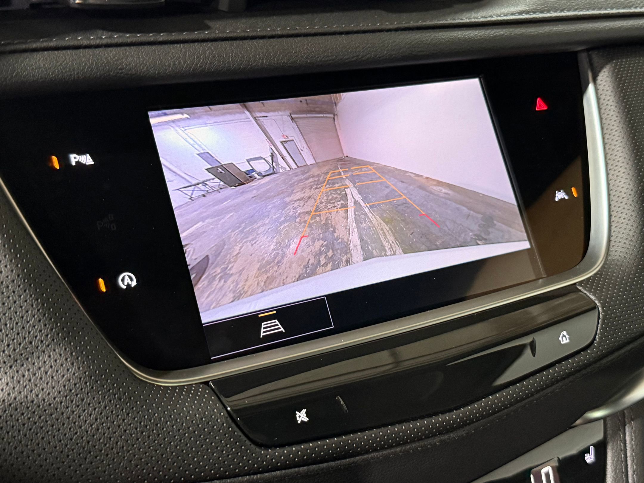 2025 Cadillac XT6 Luxury photo 27