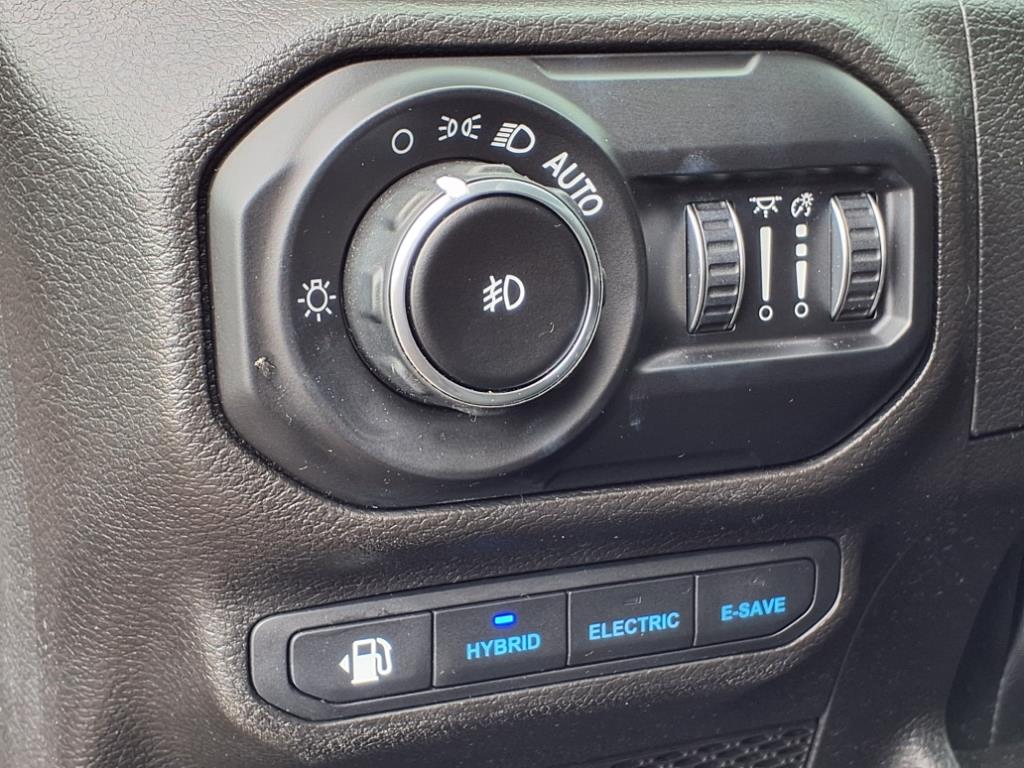 2022 Jeep Wrangler Unlimited Rubicon 4xe photo 18