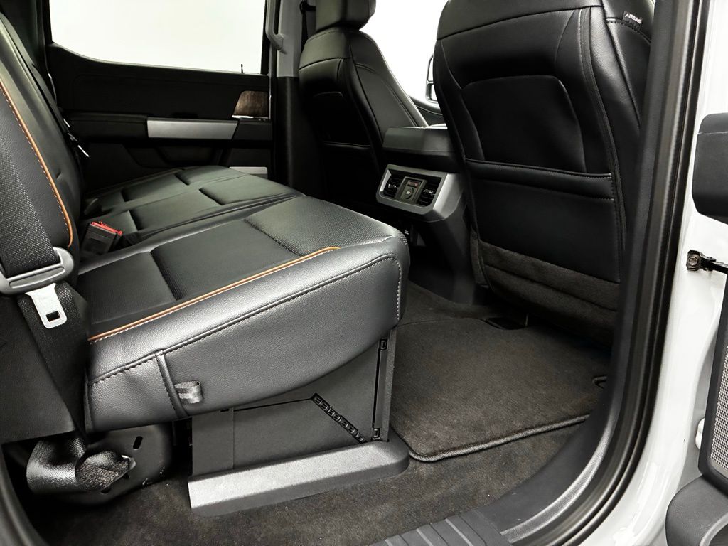 2026 Ford F-350 Lariat photo 28