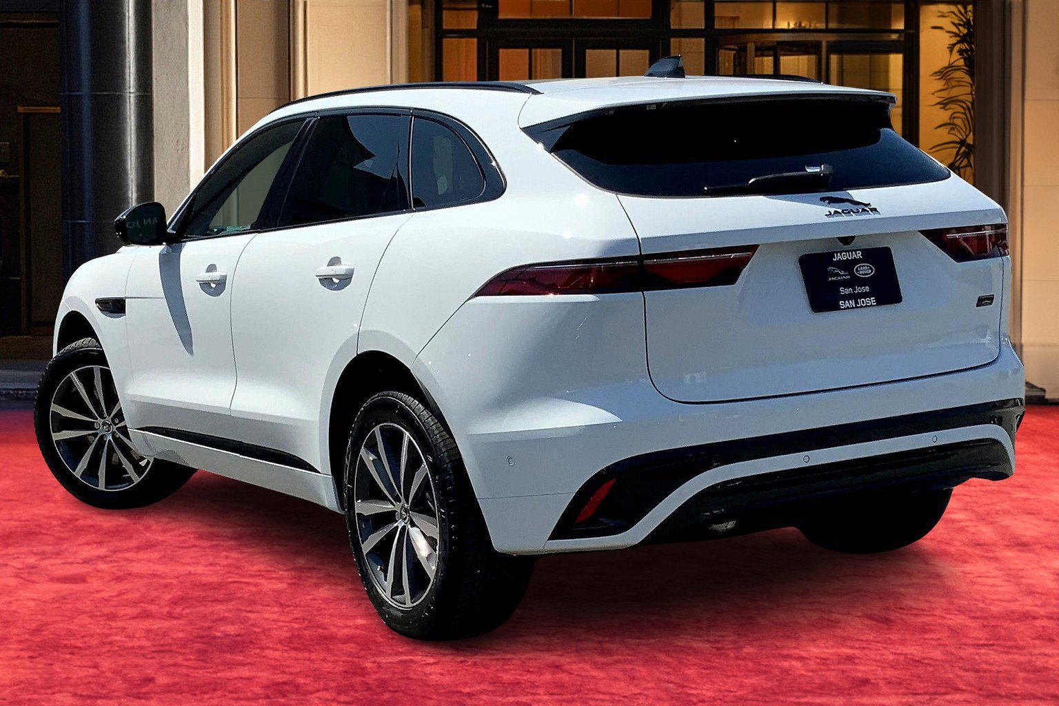 2026 Jaguar F-PACE P250 R-Dynamic S photo 3