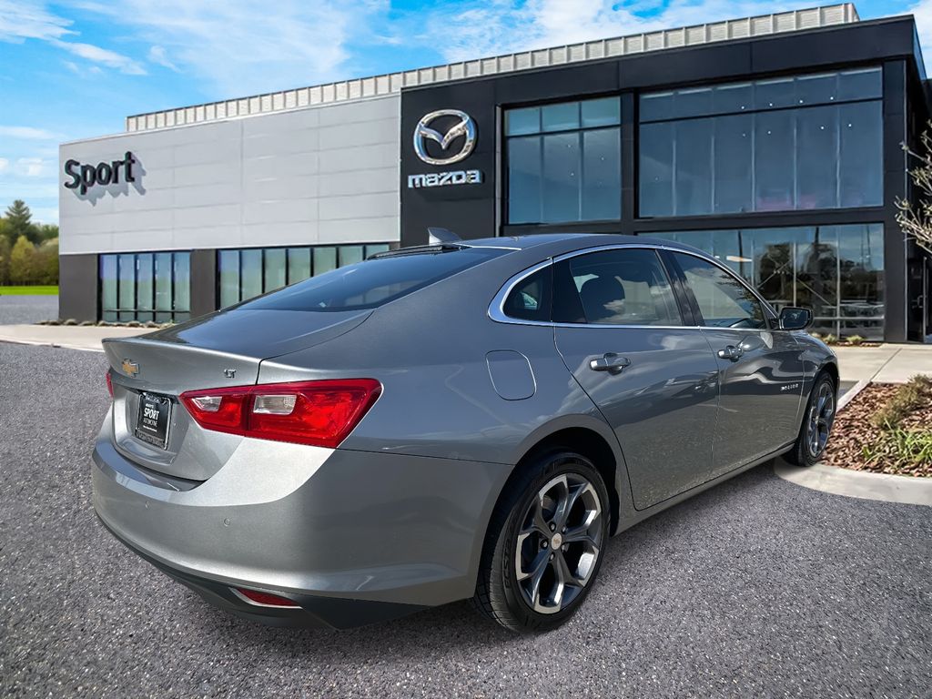 2024 Chevrolet Malibu 1LT photo 3