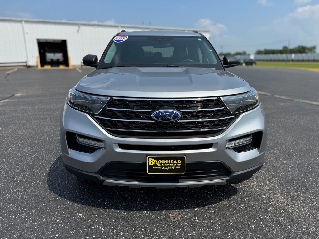 2023 Ford Explorer XLT photo 7