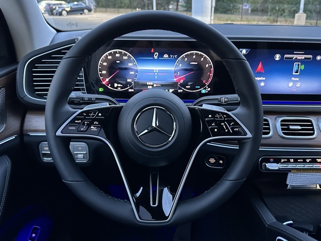 2026 Mercedes Benz GLS 450 4MATIC photo 9