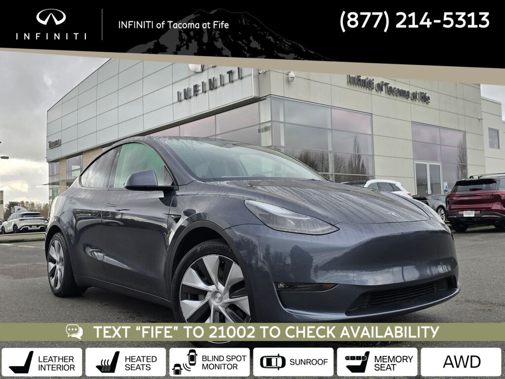 2023 Tesla Model Y Long Range's photo