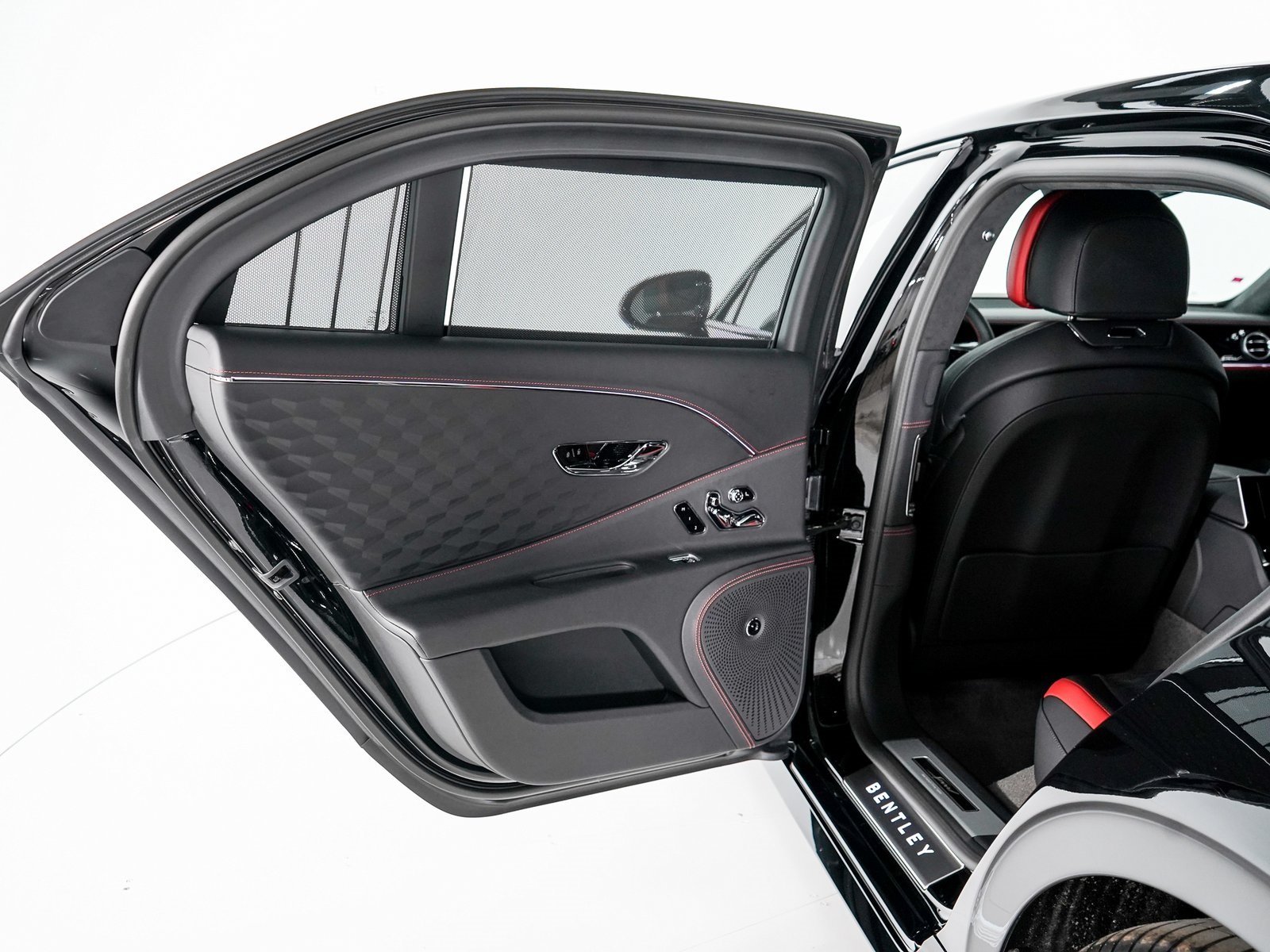 2025 Bentley Flying Spur Speed photo 18