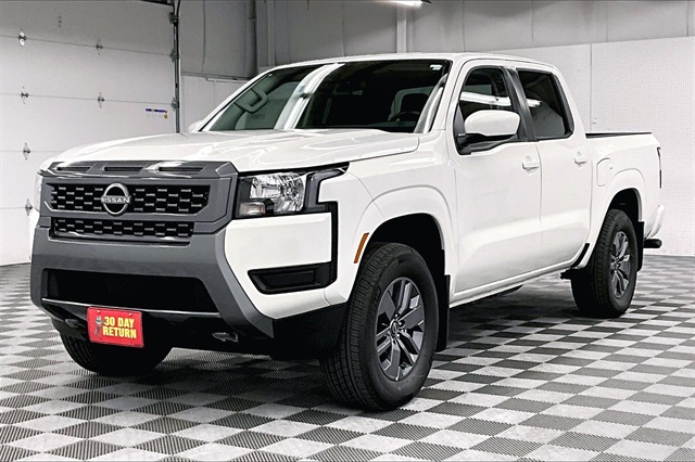 2025 Nissan Frontier SV photo 2