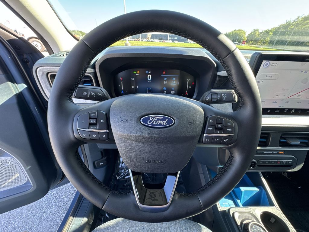 2025 Ford Maverick XLT photo 10