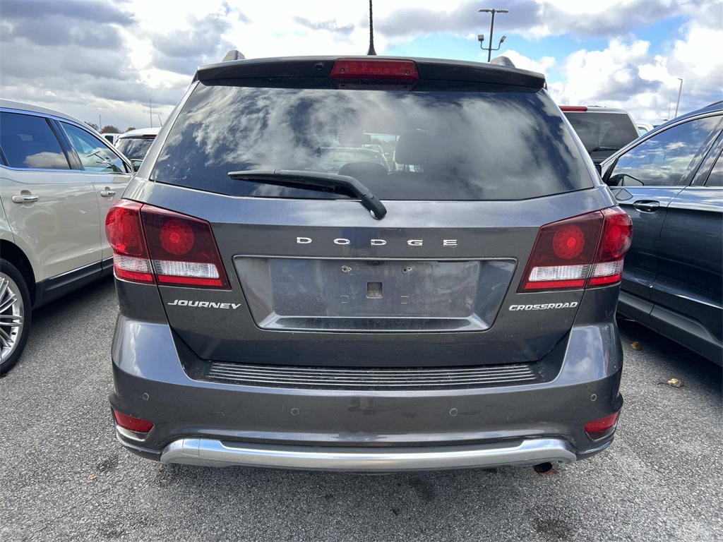 2020 Dodge Journey Crossroad photo 2