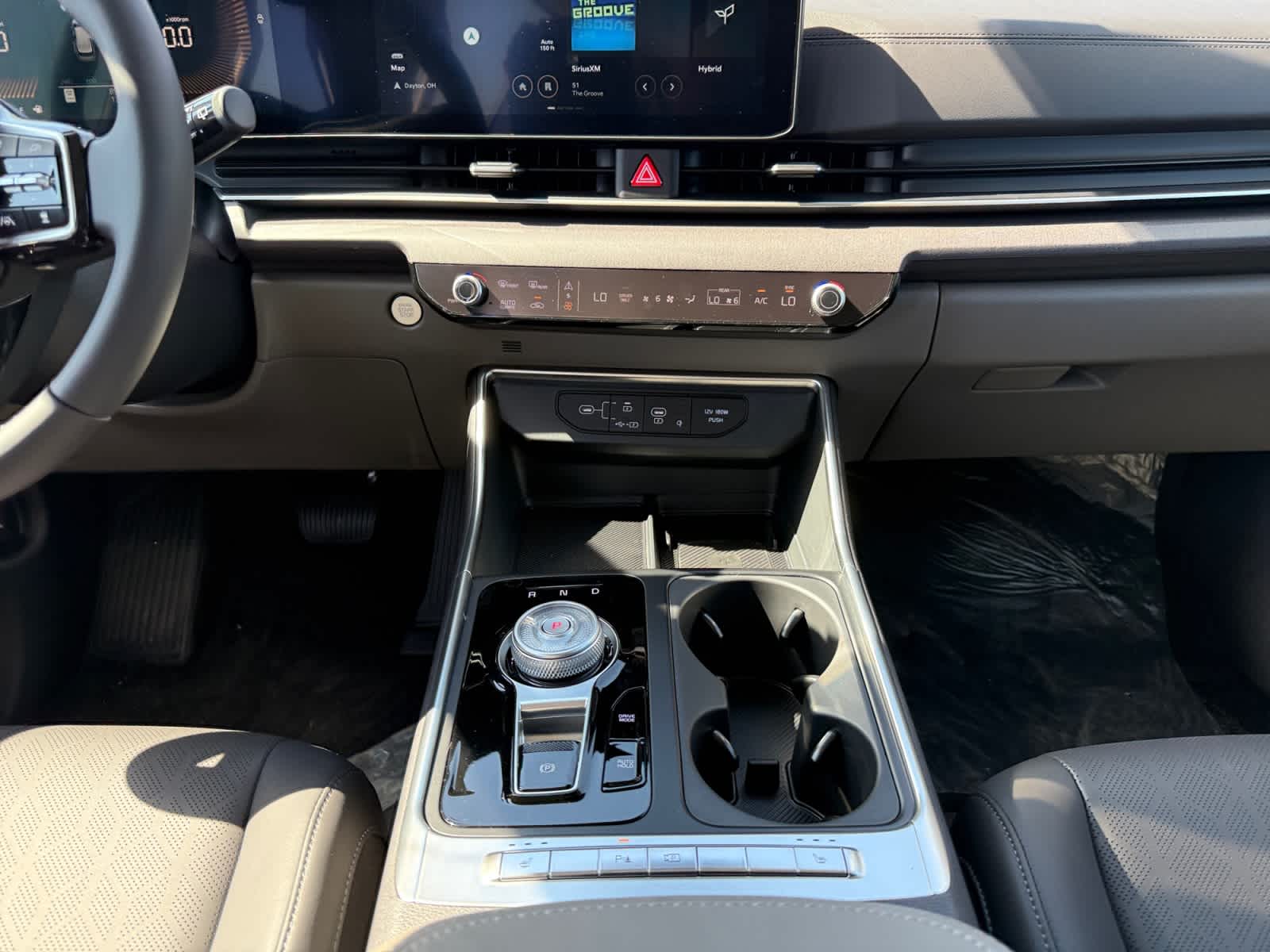 2026 Kia Carnival EX photo 10