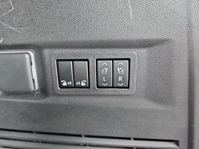 2023 Gmc Yukon SLT photo 14