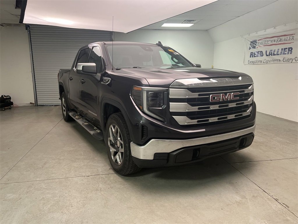 2022 GMC Sierra 1500 SLE's photo