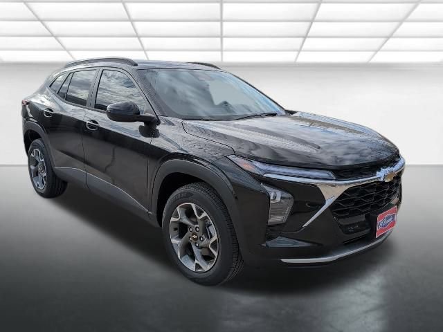 2026 Chevrolet Trax LT's photo