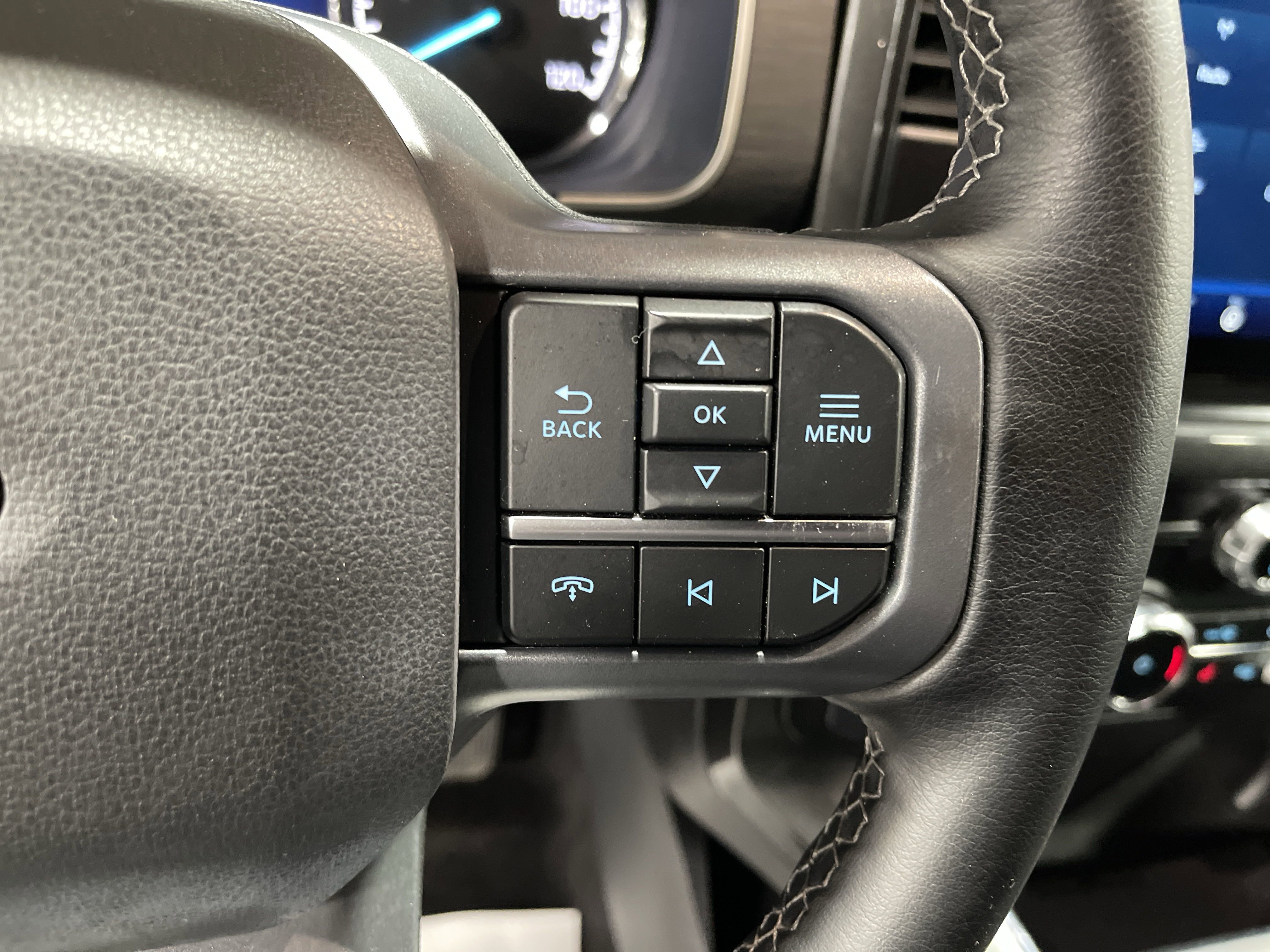2023 Ford F-150 XL photo 8