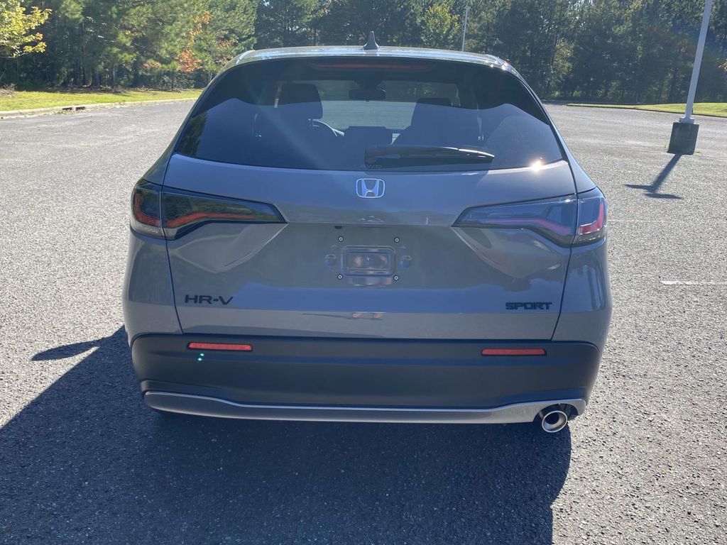 2026 Honda HR-V Sport photo 4