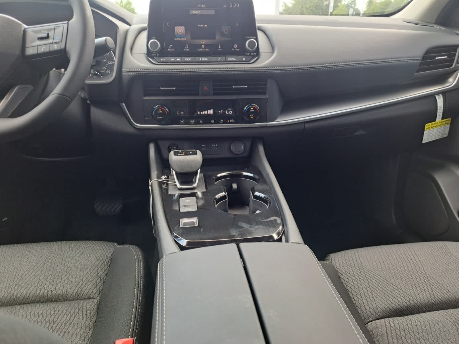 2026 Nissan Rogue SV photo 21