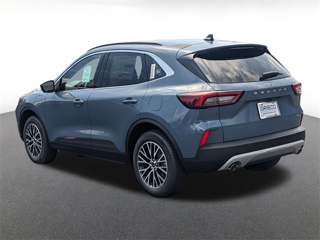 2025 Ford Escape Plug-In Hybrid photo 4