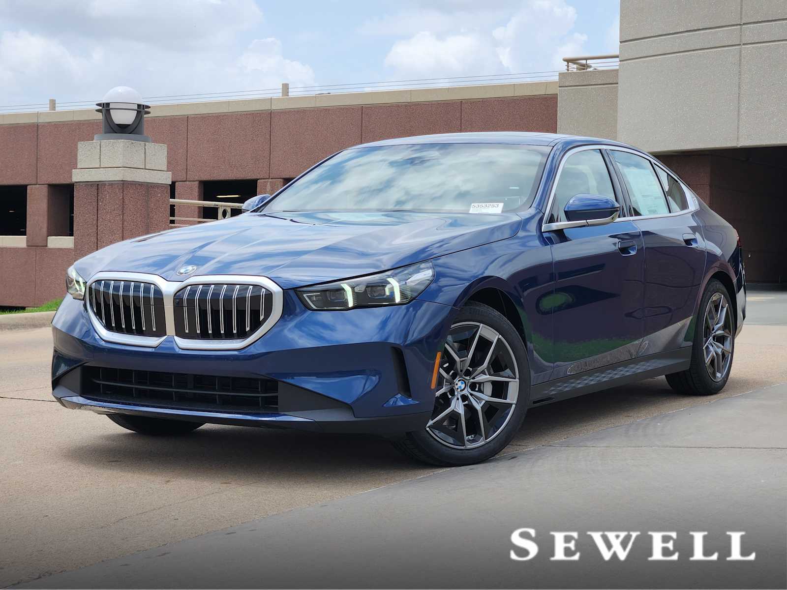 2026 BMW 5 Series 530i