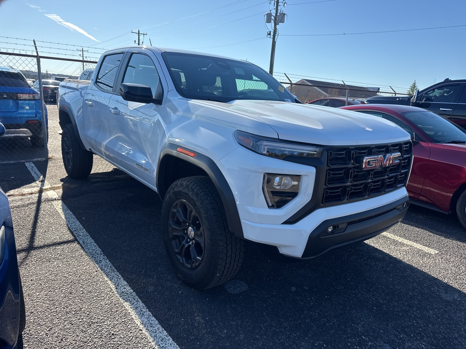 2024 GMC Canyon Elevation's photo