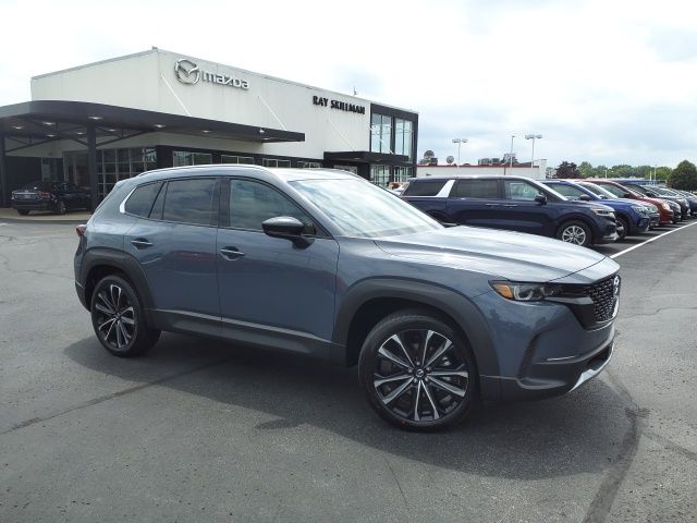 2025 Mazda CX-50 Premium Plus's photo