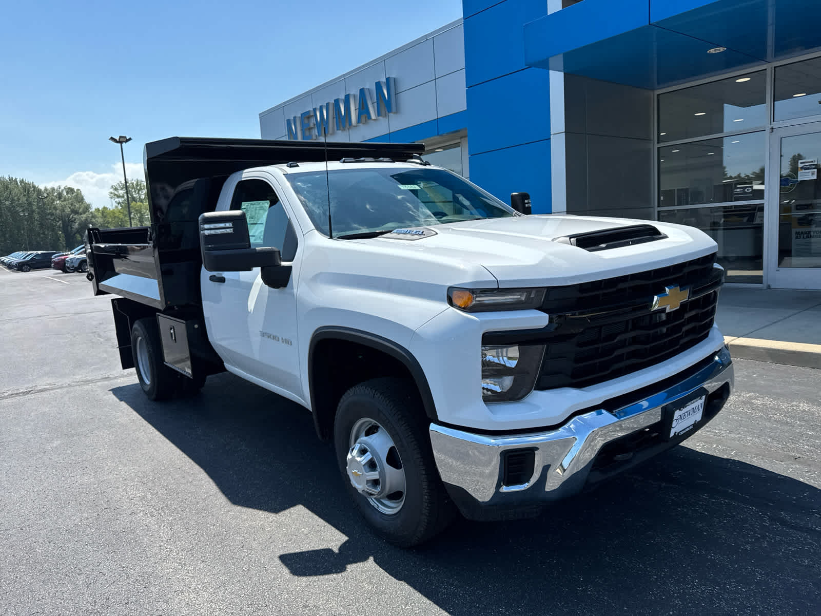 2025 Chevrolet Silverado 3500HD Work Truck's photo