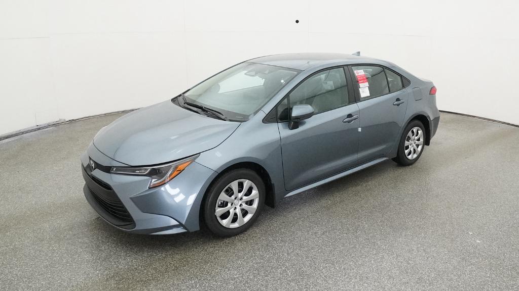 2026 Toyota Corolla LE's photo