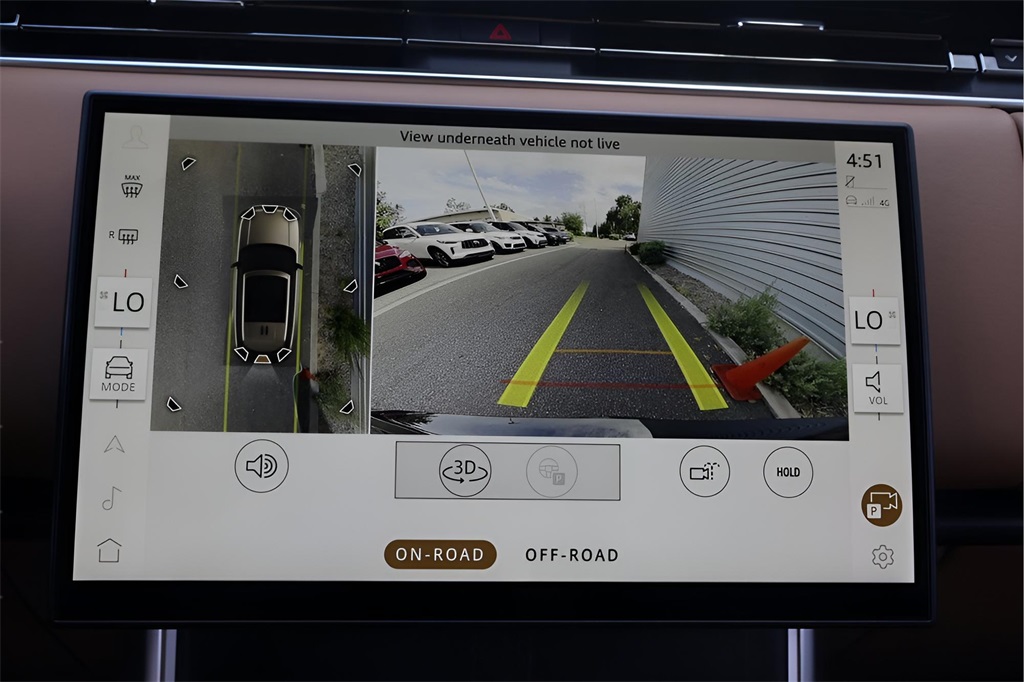 2025 Land Rover Range Rover SE photo 23