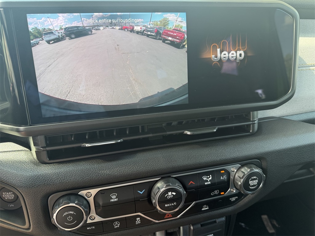 2025 Jeep Wrangler Sport photo 19