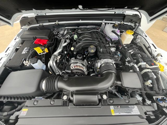 2025 Jeep Gladiator Sport S photo 19