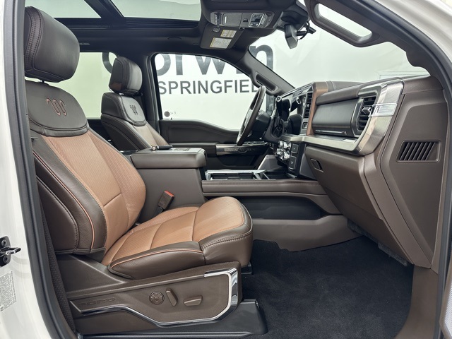 2025 Ford F-350 King Ranch photo 10