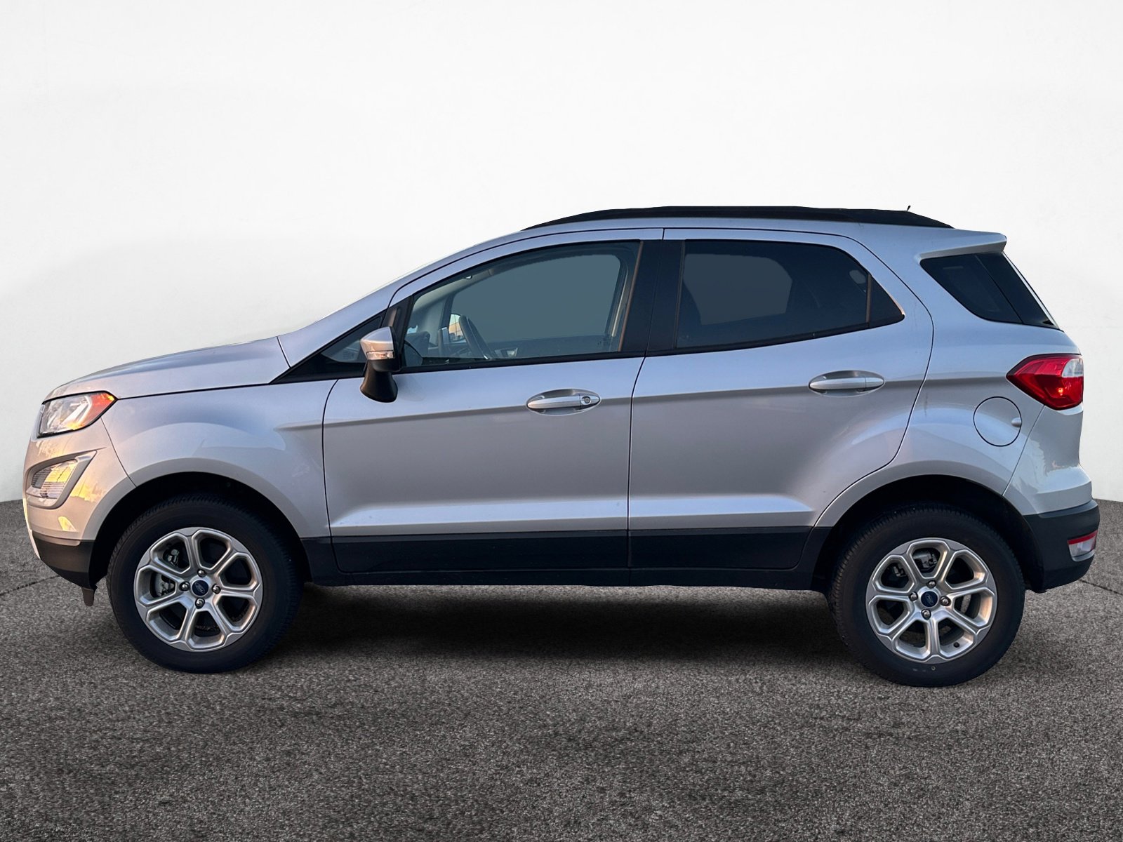 2022 Ford EcoSport SE photo 2