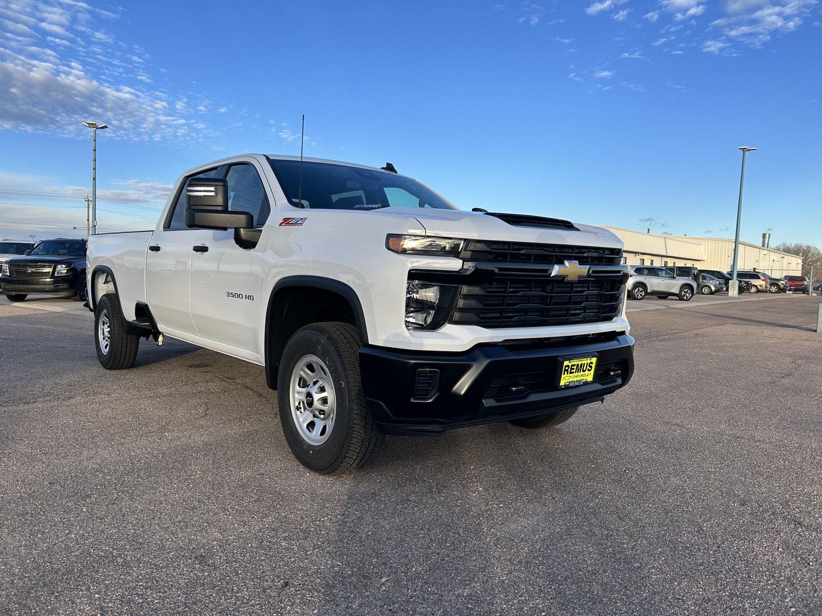 2026 Chevrolet Silverado 3500HD Work Truck's photo