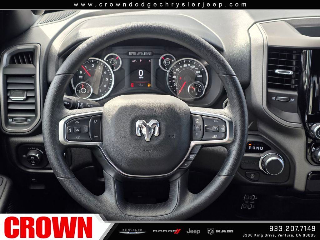 2025 Ram 1500 Tradesman photo 11