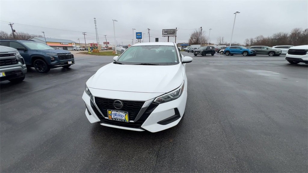 2021 Nissan Sentra SV photo 3