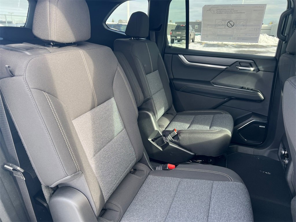 2026 GMC ACADIA - Image 34