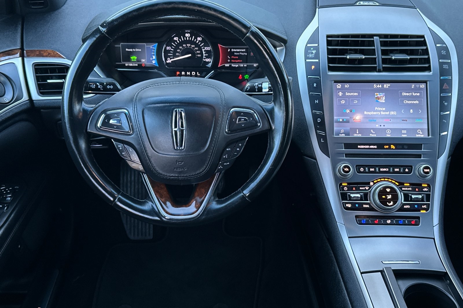 2020 Lincoln MKZ Hybrid Reserve photo 13