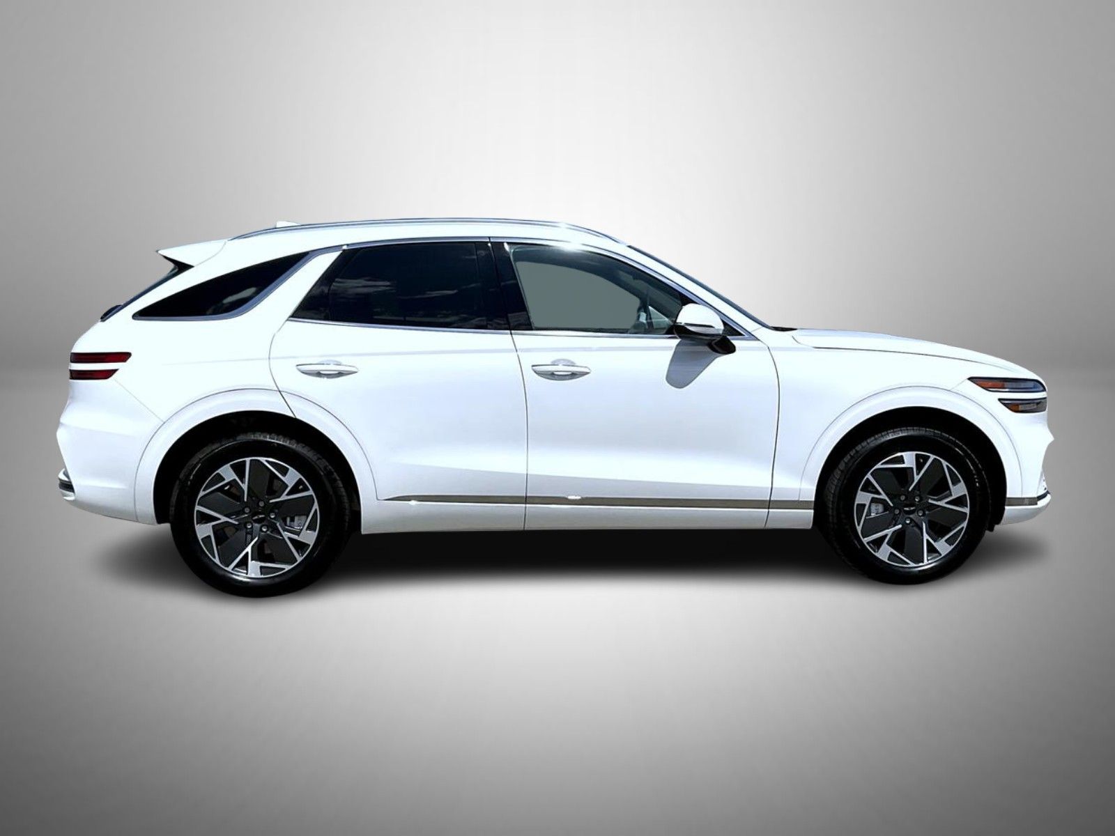 2026 Genesis Electrified GV70 photo 4