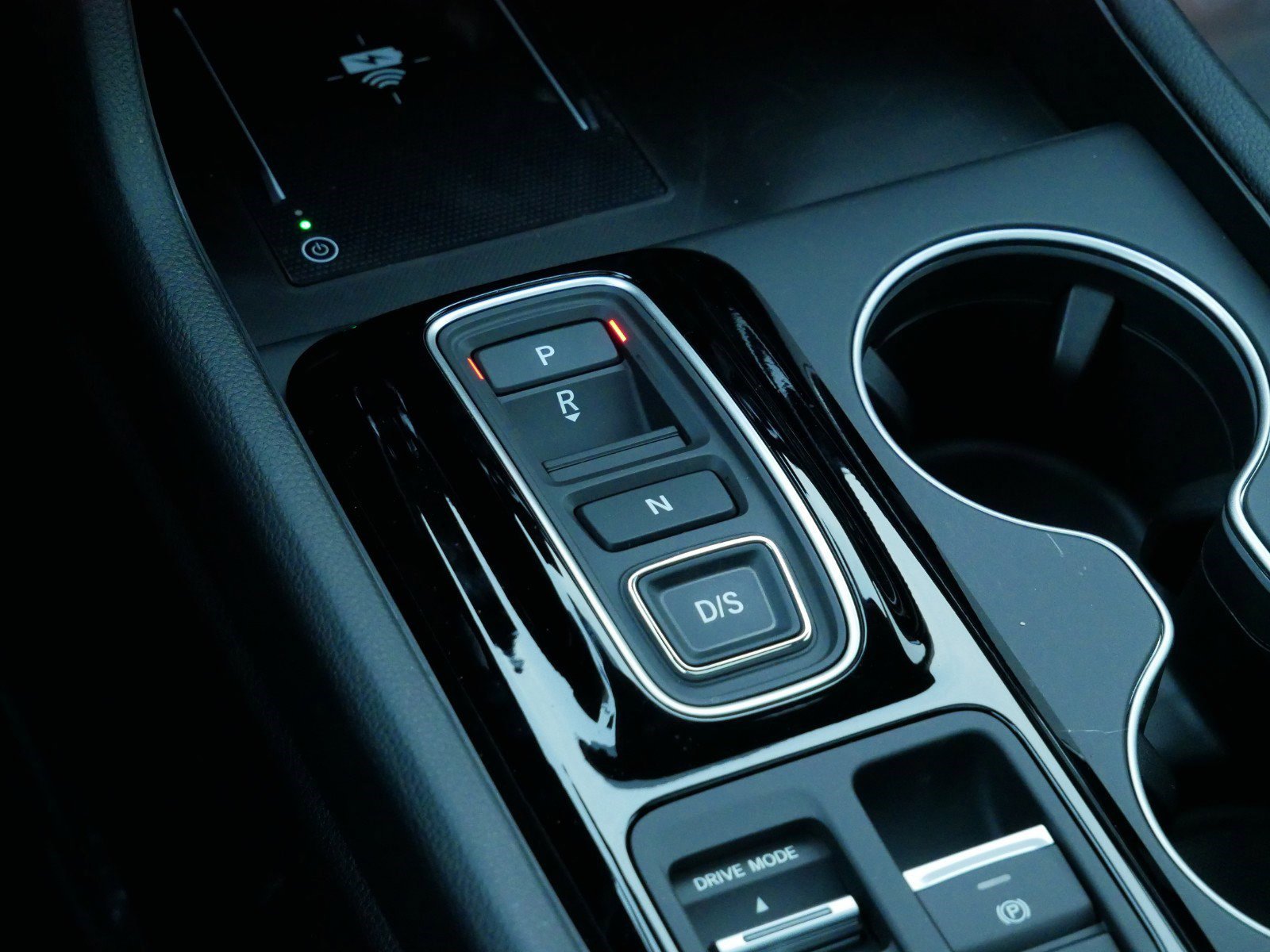 2025 Honda Pilot Touring photo 13