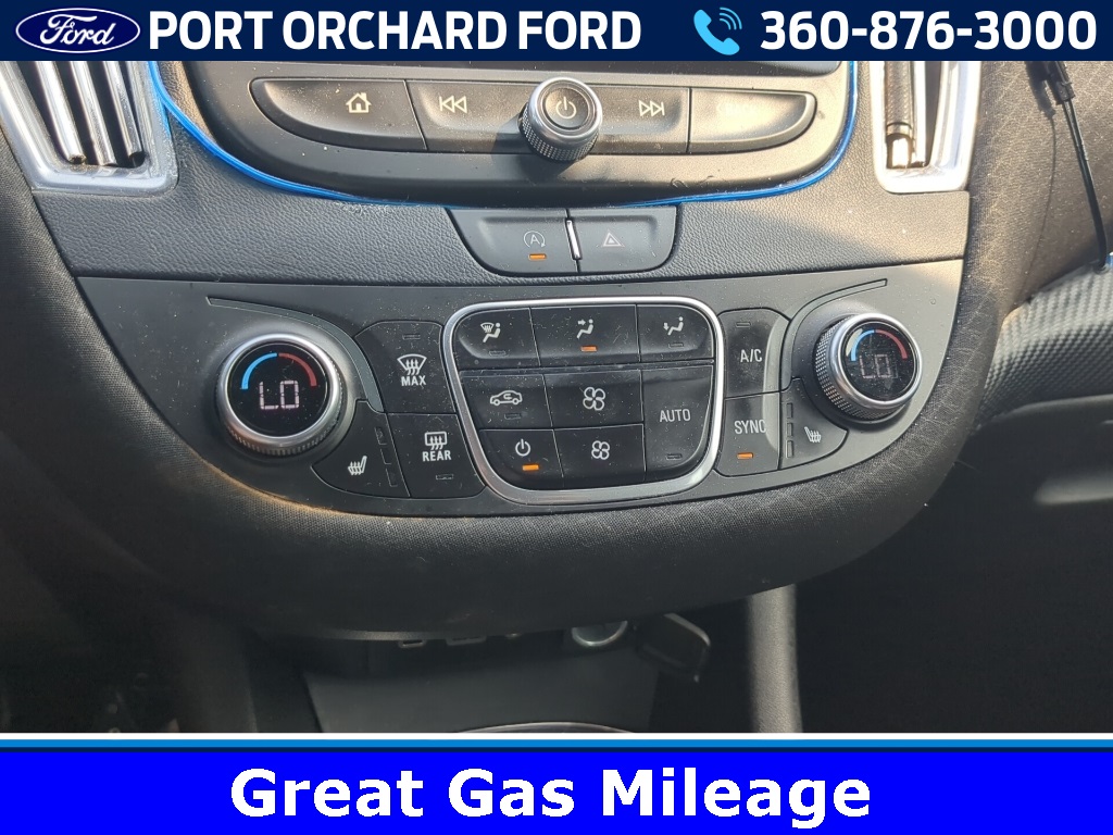 2020 Chevrolet Malibu 1LT photo 2