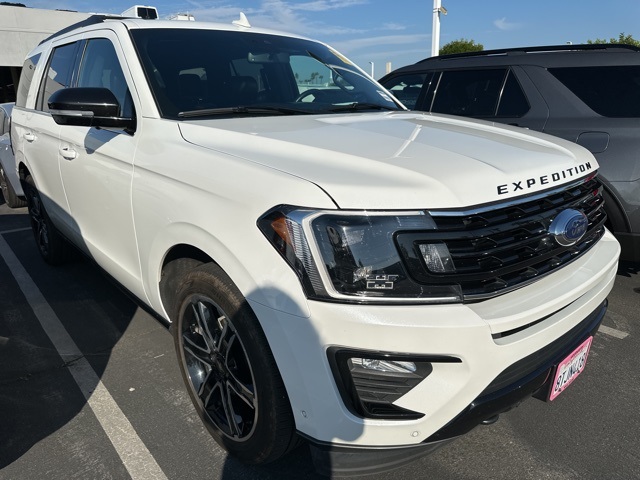 2020 Ford Expedition Limited's photo