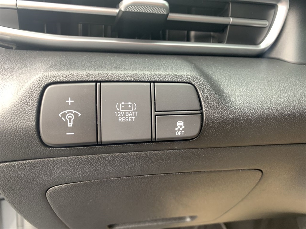 2025 Hyundai Elantra Hybrid Blue photo 5