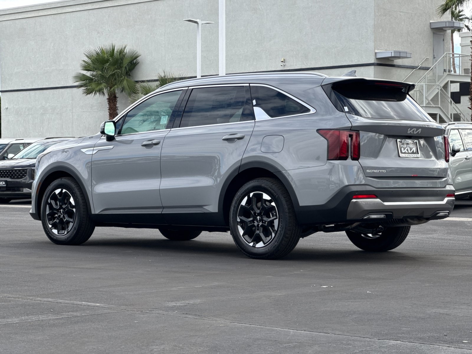 2026 Kia Sorento S photo 4