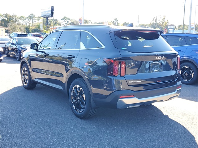 2026 Kia Sorento S photo 3