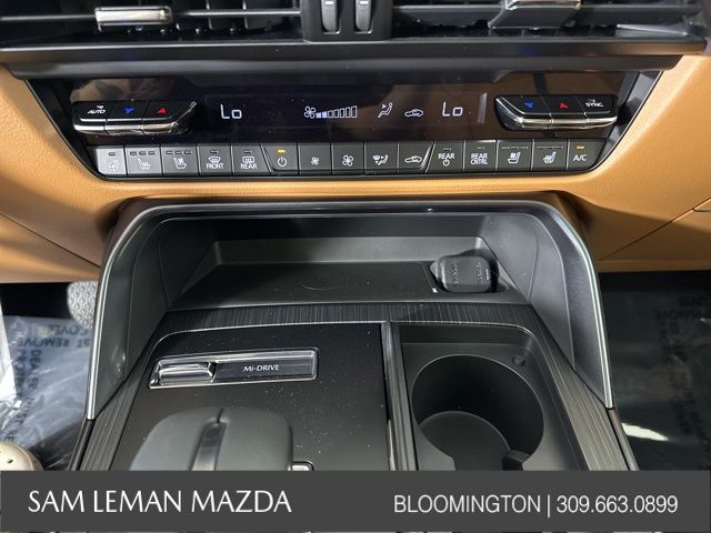 2025 Mazda CX-70 3.3 Turbo Premium Plus photo 4