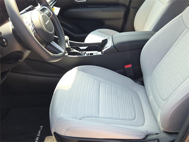 2025 Hyundai Santa Cruz SE photo 16