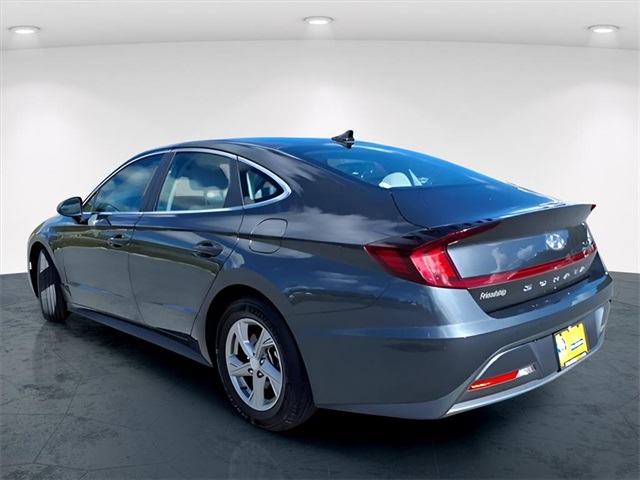 2023 Hyundai Sonata SE photo 3