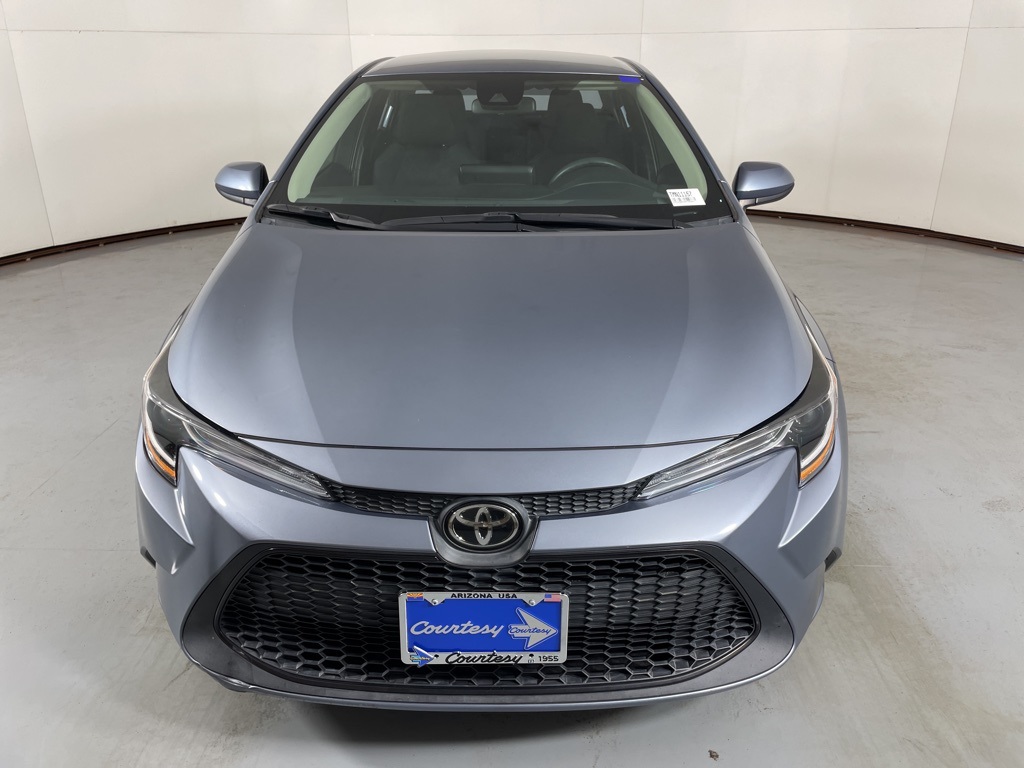 2022 Toyota Corolla LE photo 3